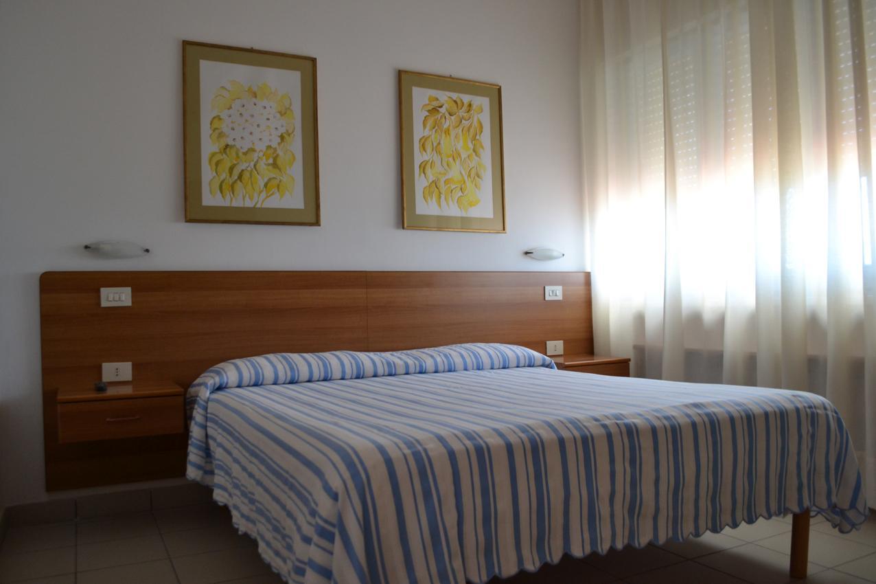 Albergo Quaglia Розето-дельи-Абруцци Экстерьер фото